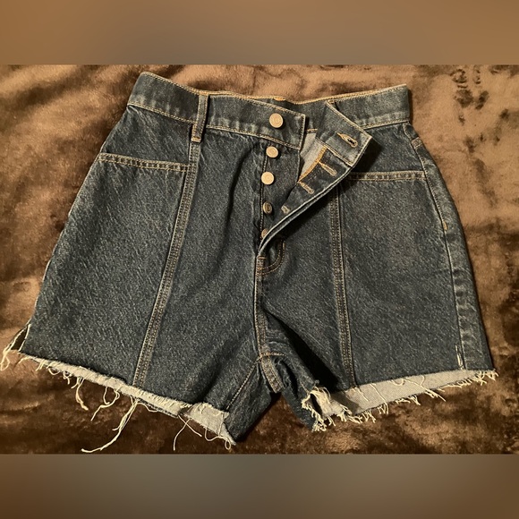 PacSun Blue Jean Shorts with Frayed Hem and Relaxed Fit - Picture 5 of 6